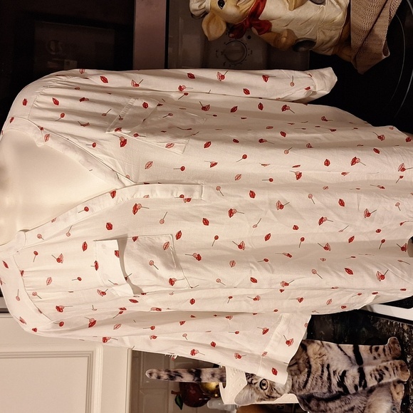 B womens Torrid pullover 3/4 sleeve plus size top 2X. EUC - Picture 1 of 5